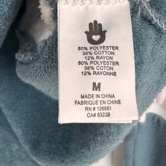 Spiritual Gangster White and Blue cropped Sweatshirt - Picture 6 of 7